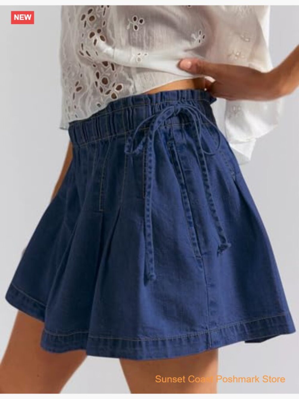 High Waisted Wide Leg Pleated Denim Shorts with Pockets - Summer Jorts - Picture 4 of 7